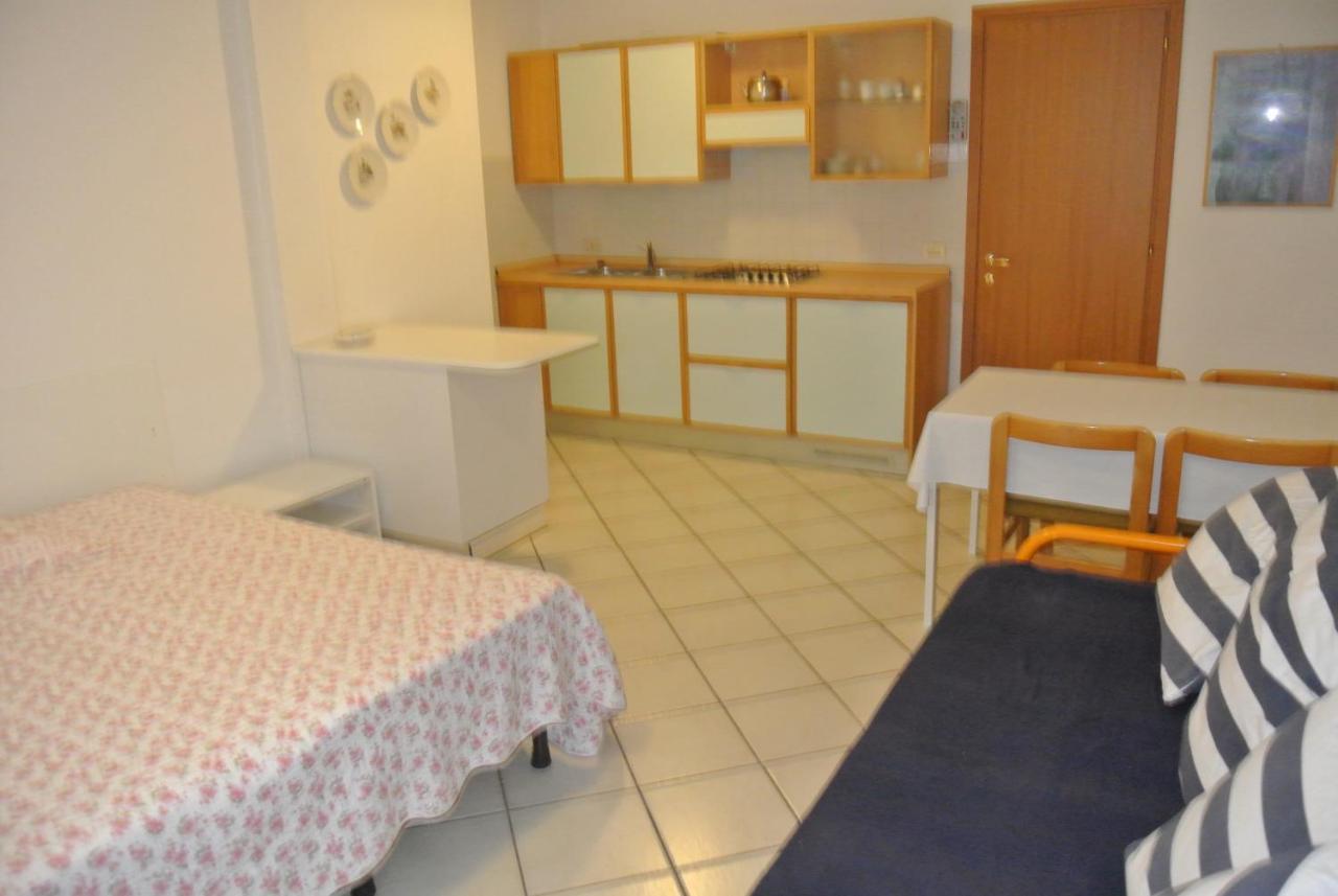 Condominio Maria Lignano Sabbiadoro Exterior photo