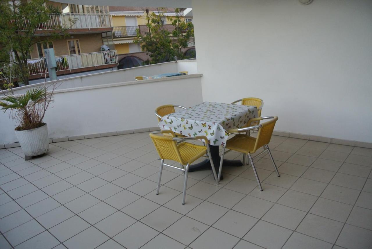 Condominio Maria Lignano Sabbiadoro Exterior photo